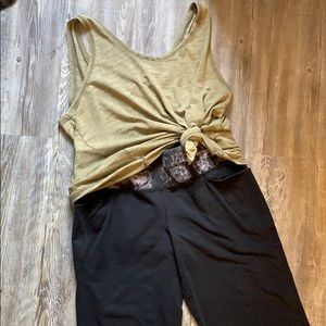 Livi Active Marbled Waist Yoga Pants with Pockets